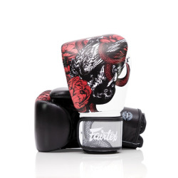 Boxerské rukavice Fairtex The Beauty of Survival BGV24 černé + obal zdarma