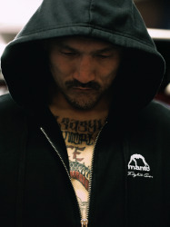 MANTO Pánska mikina FIGHT COMPANY - černá