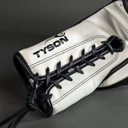 Šněrovací boxerské rukavice VENUM Giant 2.0 Mike Tyson - černé