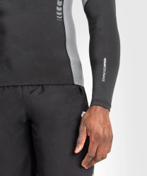 Rashguard VENUM Tempest s Dl. rukávem - černo/šedé