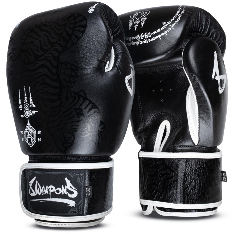 8 WEAPONS Boxerské rukavice Sak Yant Big Tiger - černé