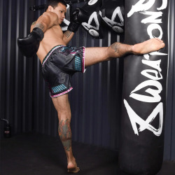 8 WEAPONS Muay Thai trenýrky Samurai 2.0 - cyber