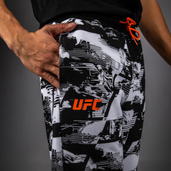 Pánské tepláky UFC Zenith by Venum Authentic Fight Week - bílo/černé