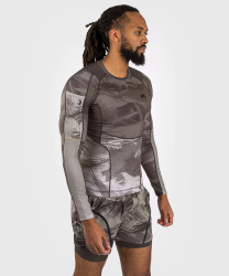 Rashguard VENUM Electron DL.rukáv 3.0 - sand