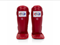 Chrániče holení na thajský box Fairtex SP3 - červené