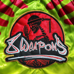 8 WEAPONS Muay Thai trenýrky Jurassic - neon