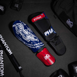 PHANTOM Chrániče holení muay thai - modrý