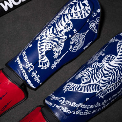 PHANTOM Chrániče holení muay thai - modrý