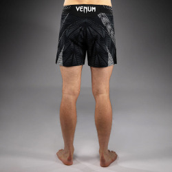 Pánské šortky UFC Fusion by Venum Authentic Fight Night - Short Fit - černo/bílé