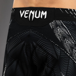 Pánské šortky UFC Fusion by Venum Authentic Fight Night - Short Fit - černo/bílé
