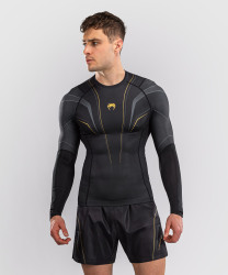 Rashguard VENUM Dl. rukáv Streamline - černo/zlatý