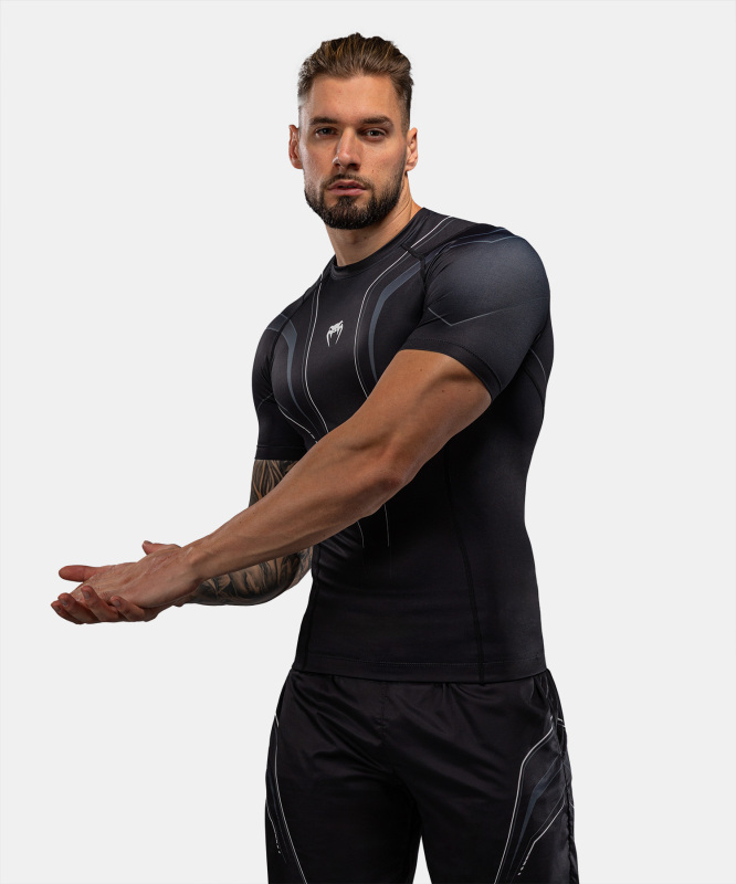 Rashguard VENUM Kr. rukáv Streamline - černo/bílý