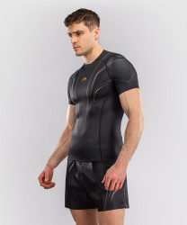 Rashguard VENUM Kr. rukáv Streamline - černo/zlatý