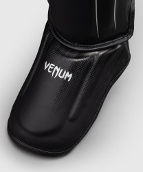 Chrániče holení VENUM Stealth - Black/White