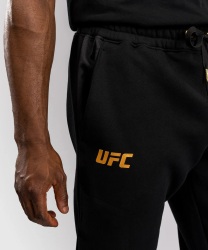 Pánské tepláky UFC Fusion by Venum Replica - černo/zlaté
