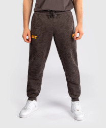 Pánské tepláky UFC Fusion by Venum Fight Week Cotton - hnědé
