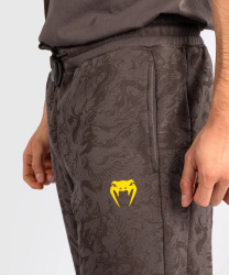 Pánské tepláky UFC Fusion by Venum Fight Week Cotton - hnědé