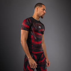 Rashguard VENUM Kr. rukáv Matupa - černo/červený