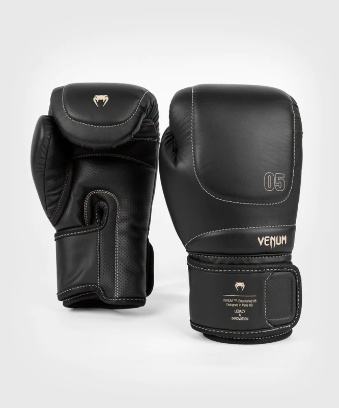 Boxerské rukavice VENUM Impact Evo - černé